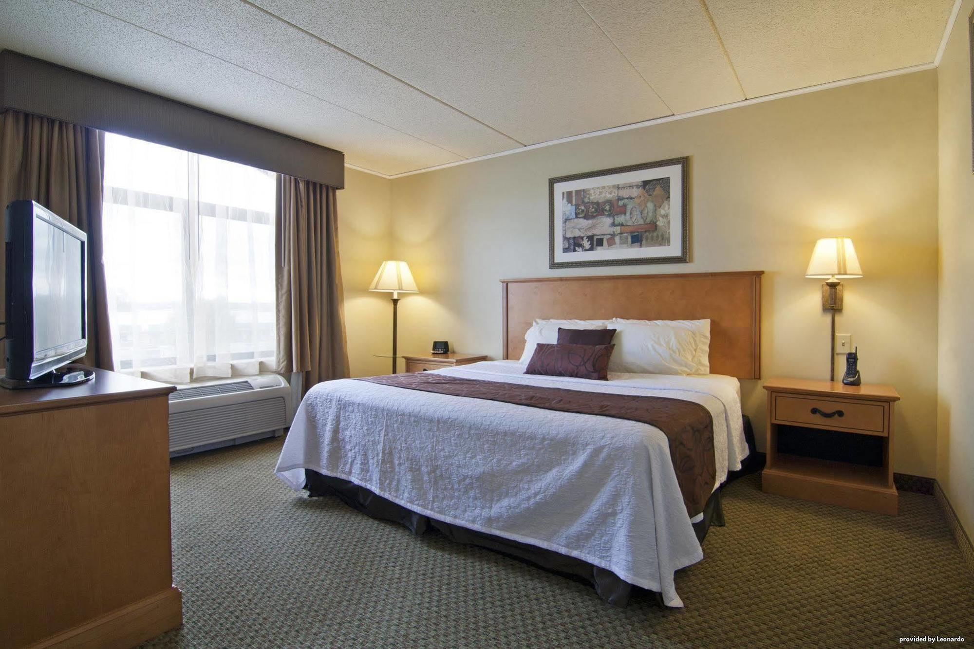 Hotel Wingate By Wyndham Coon Rapids Exterior foto